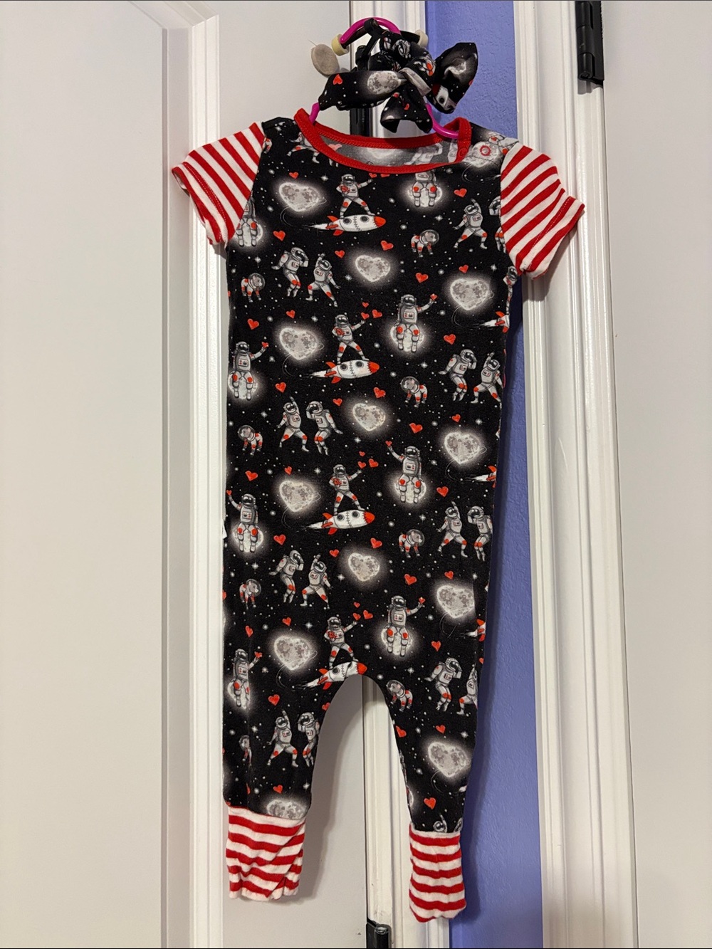 Free Birdees Space love bamboo Bodysuit